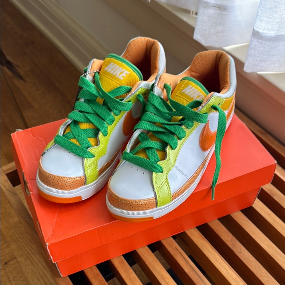 Nike Air Troupe Low